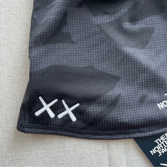 THE NORTH FACE x KAWS Balaclava Ski Mask 'Black Dragline Print' - Picture 4 of 6